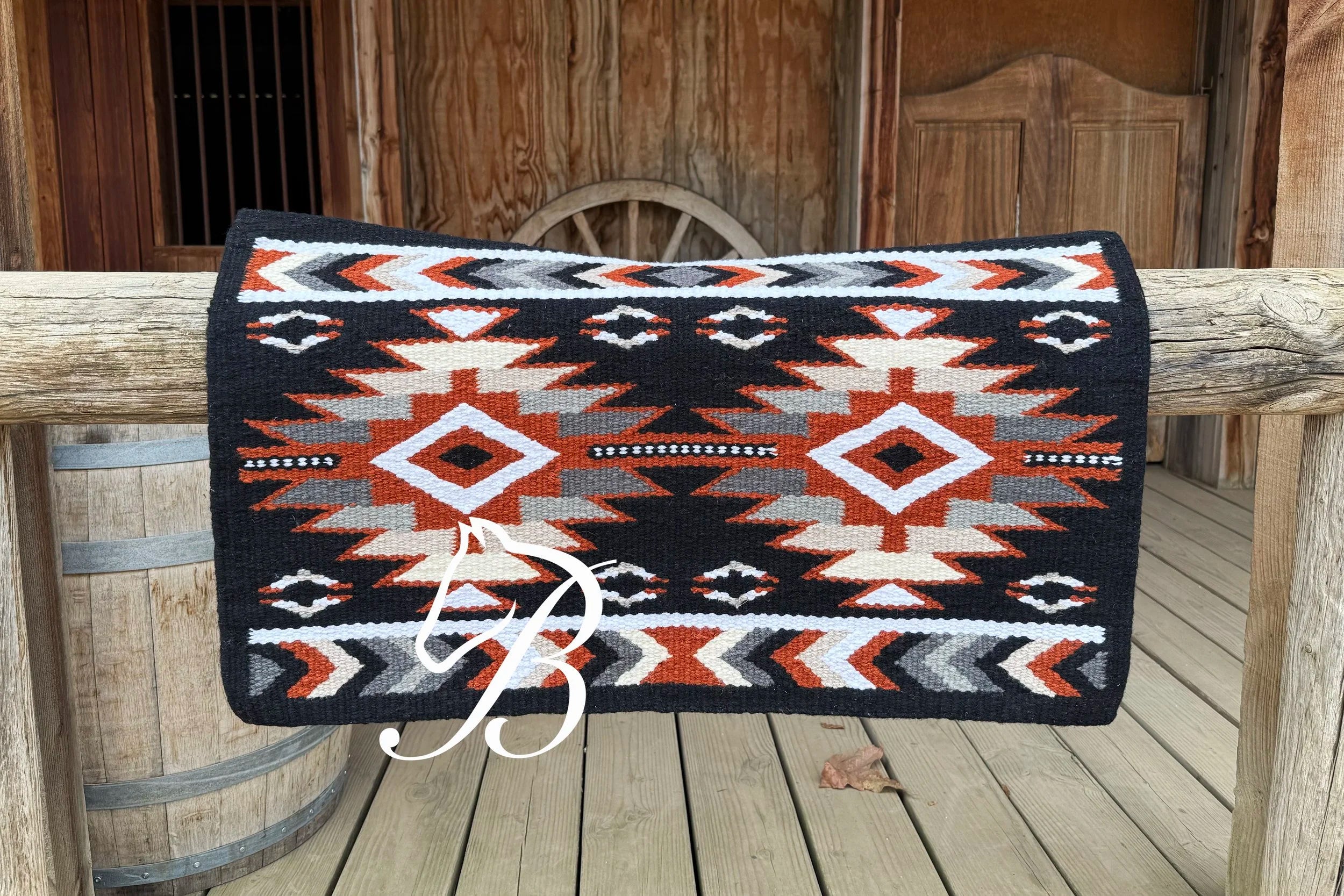 Black Mirage Ranch Contoured
