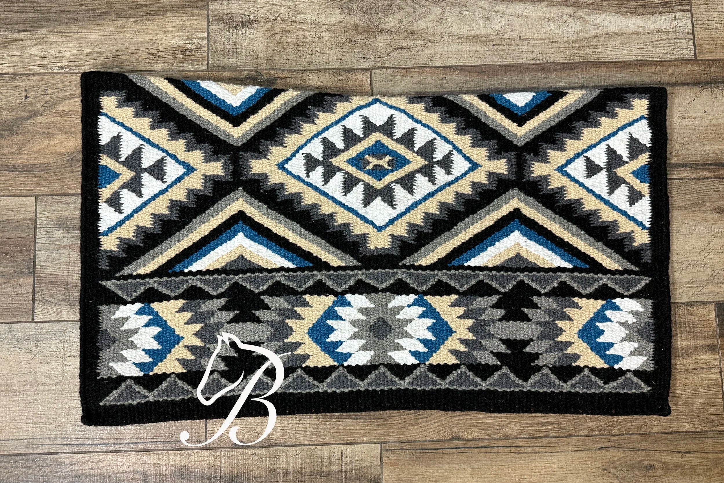 Benzie Ranch Contoured