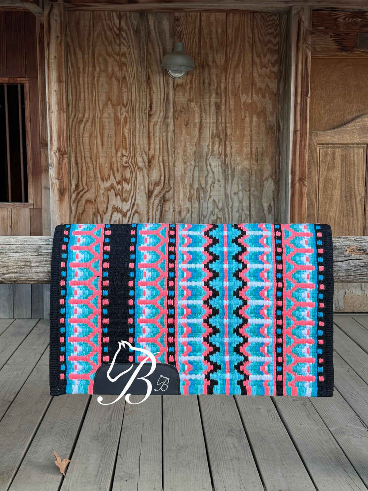 MOD Whizkey Turquoise Peach White Black Base