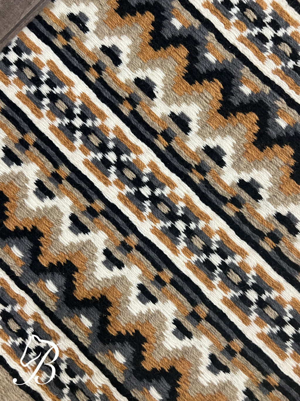 Reorder Kinne With Black