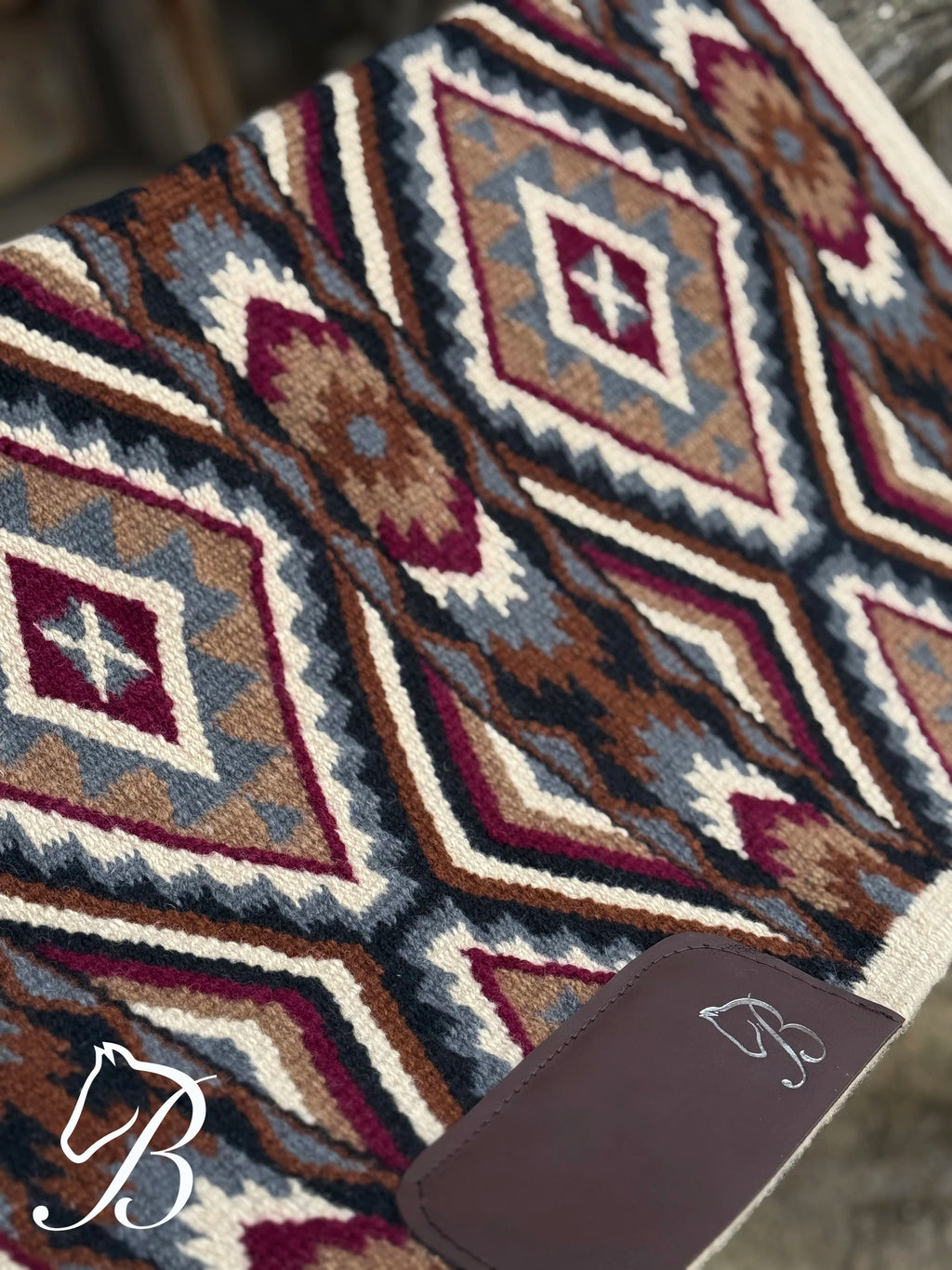 BURGUNDY Gritty Ranch NEUTRAL Border