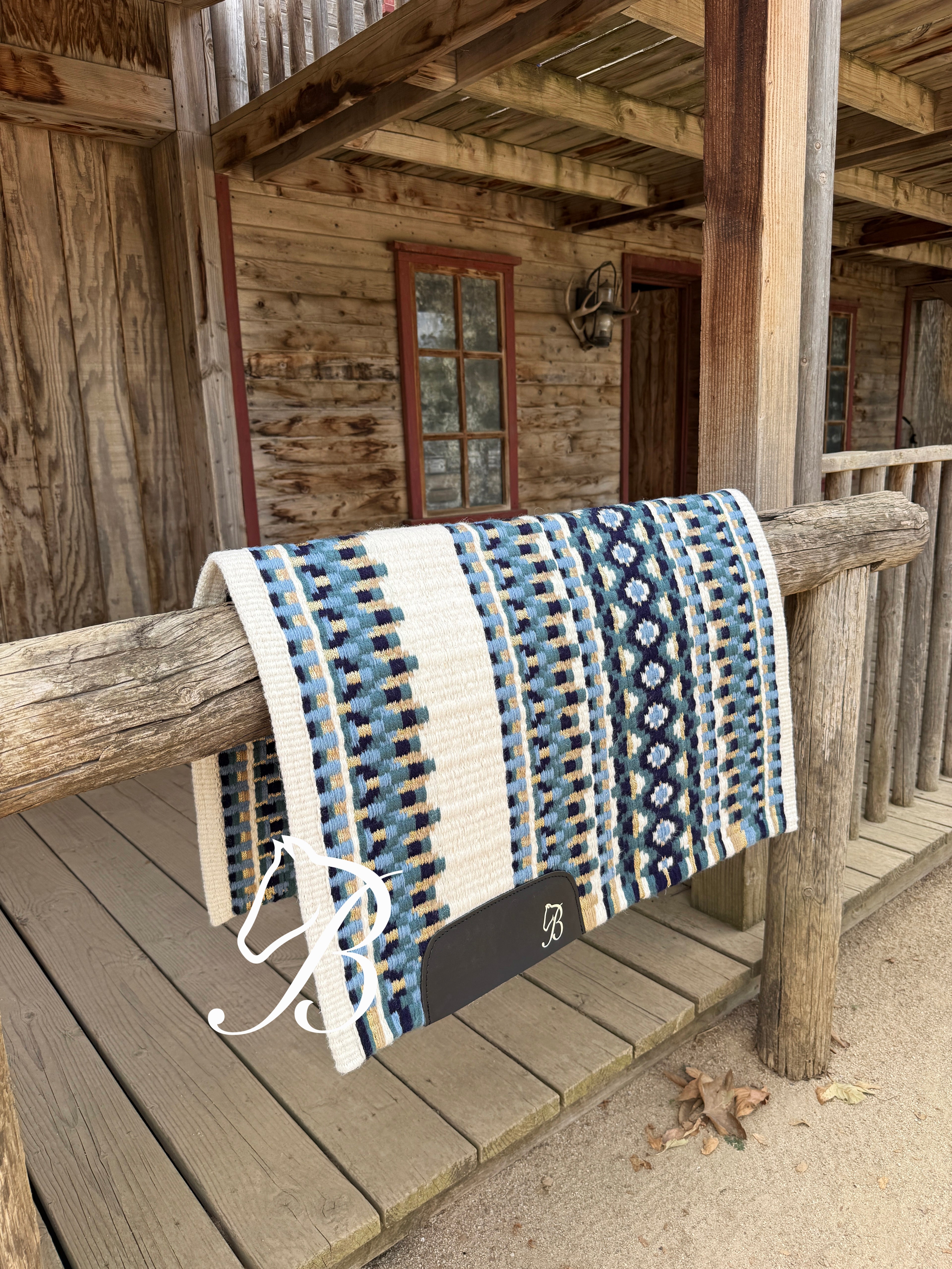 Impressive Off White Steel Blue & Gold